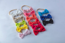 Cargar imagen en el visor de la galería, Mini Bows - Rojo y Negro
